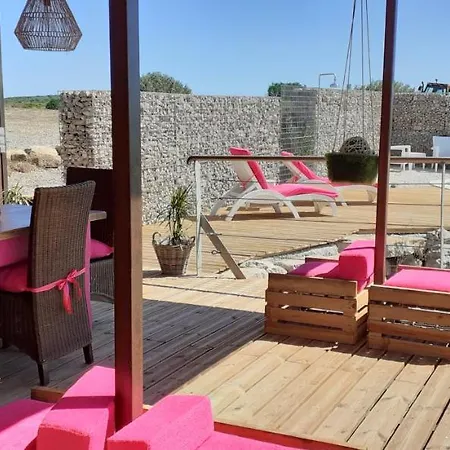 Les Caselles De Marie Bed & Breakfast 3*